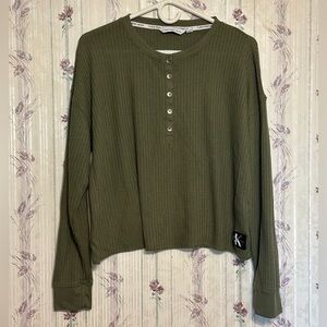 Calvin Klein Jeans green long sleeve large